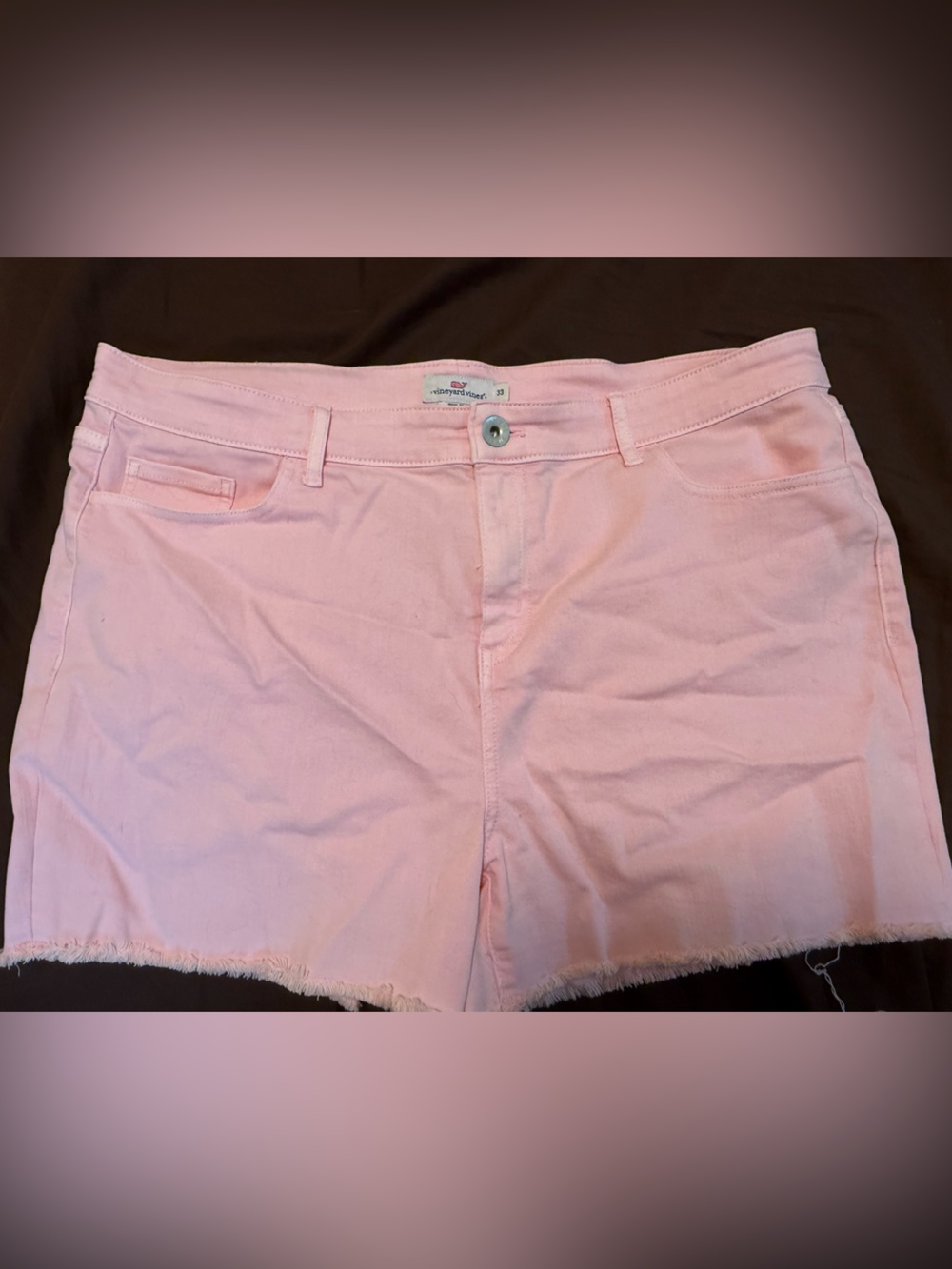 NWT Vineyard Vines Pink Denim shorts Size 33
